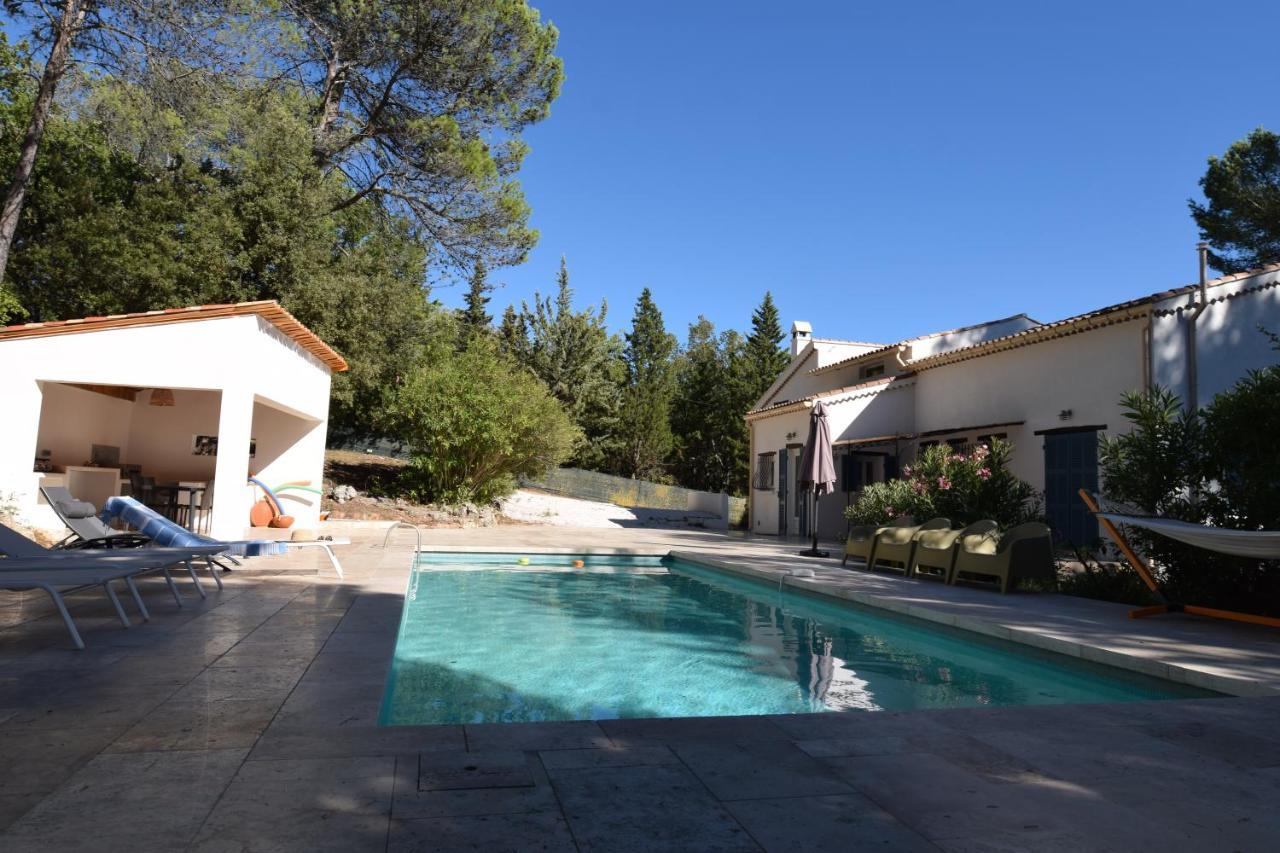 La Bastide Blanche Magnifique Villa 5 Etoiles 5 Chambres Et Piscine Privee Sur 6500 M Var Лорґ Екстер'єр фото