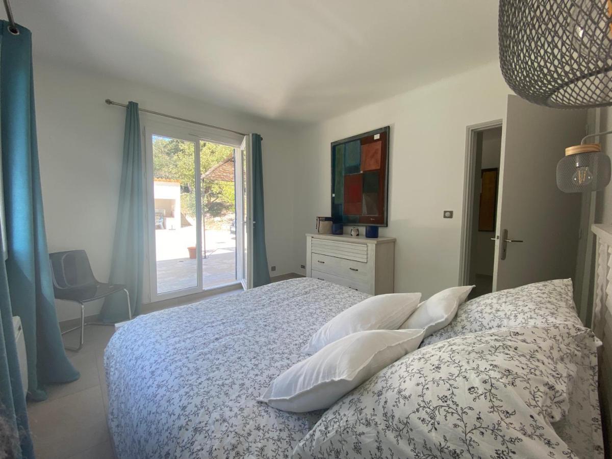 La Bastide Blanche Magnifique Villa 5 Etoiles 5 Chambres Et Piscine Privee Sur 6500 M Var Лорґ Екстер'єр фото