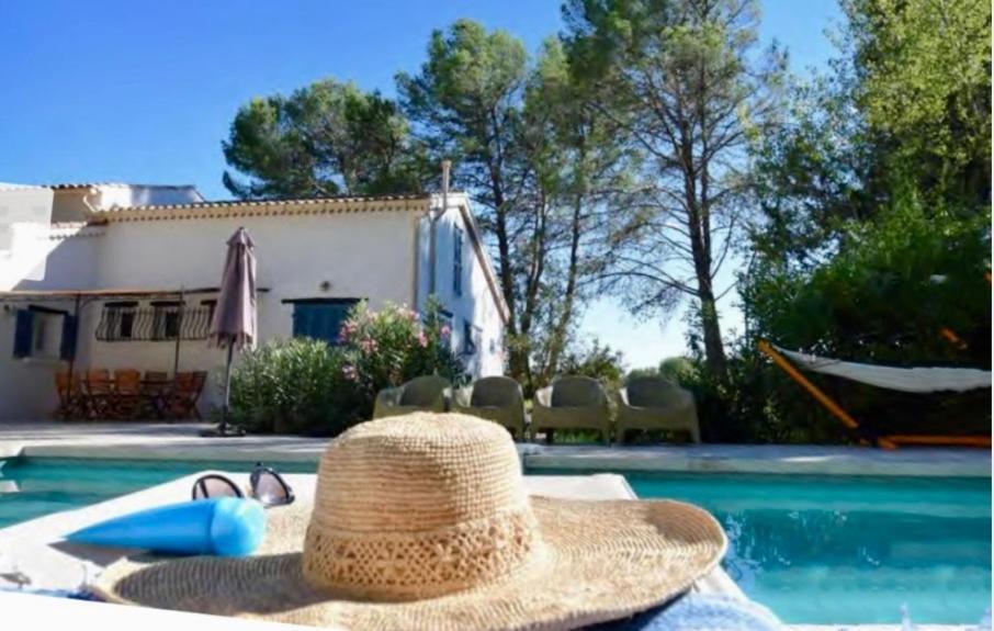 La Bastide Blanche Magnifique Villa 5 Etoiles 5 Chambres Et Piscine Privee Sur 6500 M Var Лорґ Номер фото